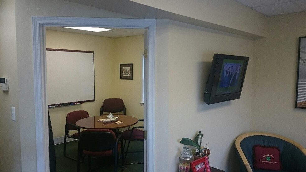 More Photos Of 428 Crain Hwy N, Glen Burnie Medical For Sale
