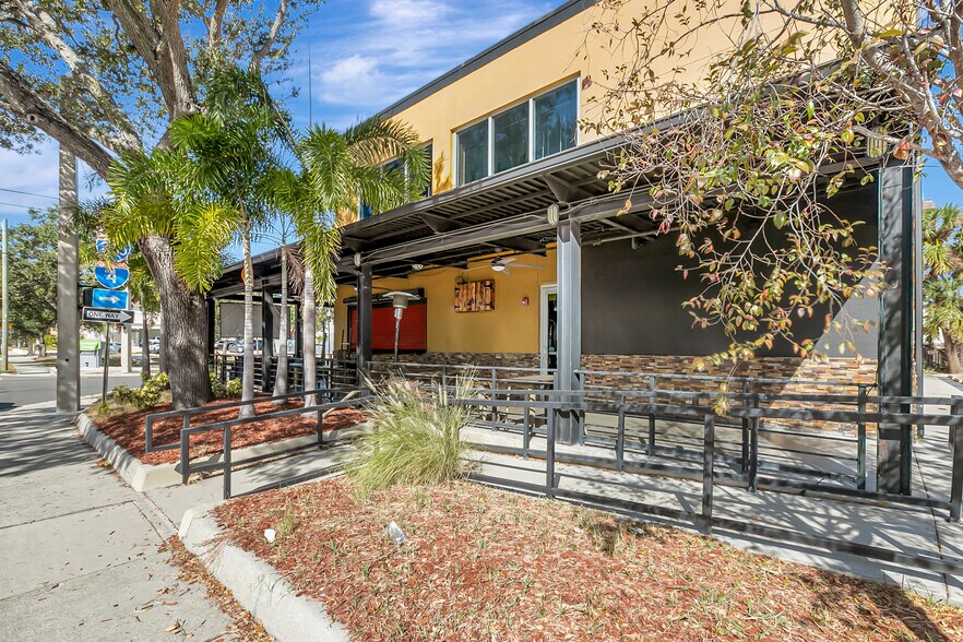 More Photos Of 122 S Howard Ave, Tampa Restaurant For Lease