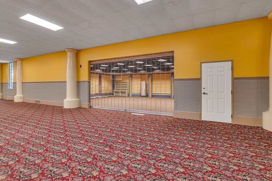 More Photos Of 2527 State Highway 248, Branson Lodge Meeting Hall For Sale