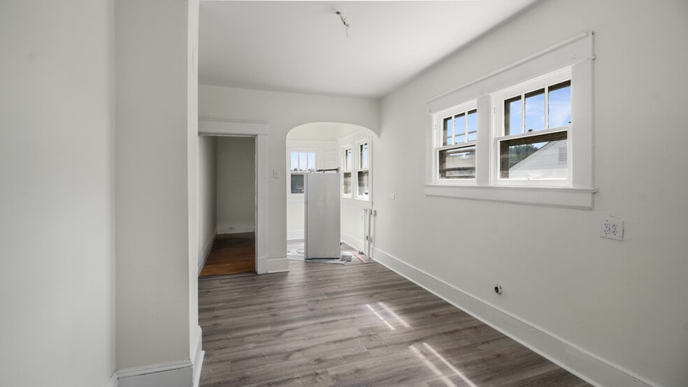 More Photos Of 10729 N Main St, Archdale Loft Creative Space For Sale