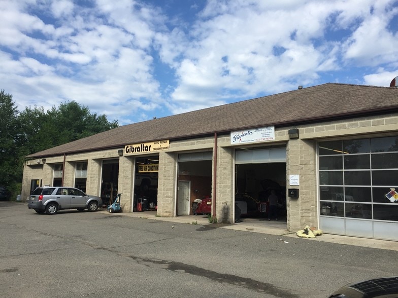 More Photos Of 471 Cranbury Rd, East Brunswick Auto Repair For Sale