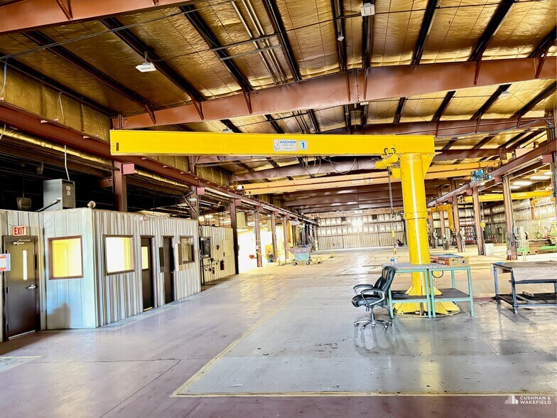 More Photos Of 1950 N Loop Ave, Casper Warehouse For Sale