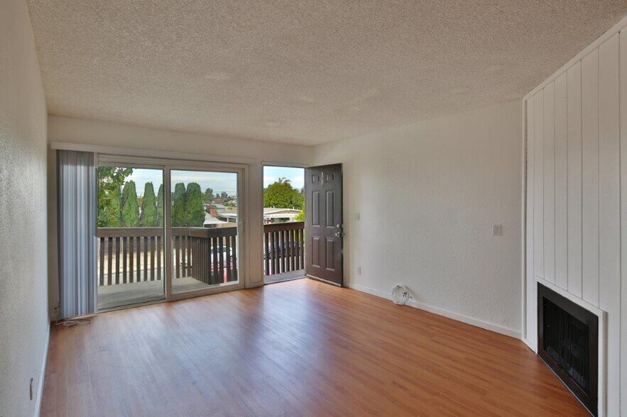 More Photos Of 6952 Westpark Pl, Westminster Apartments For Sale