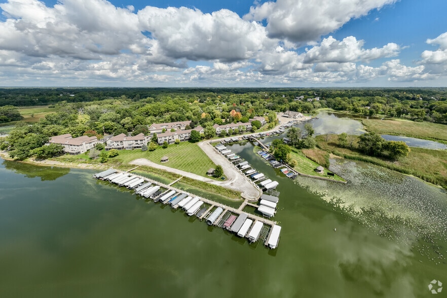 More Photos Of 99 Kazimour Dr, Port Barrington Marina For Lease