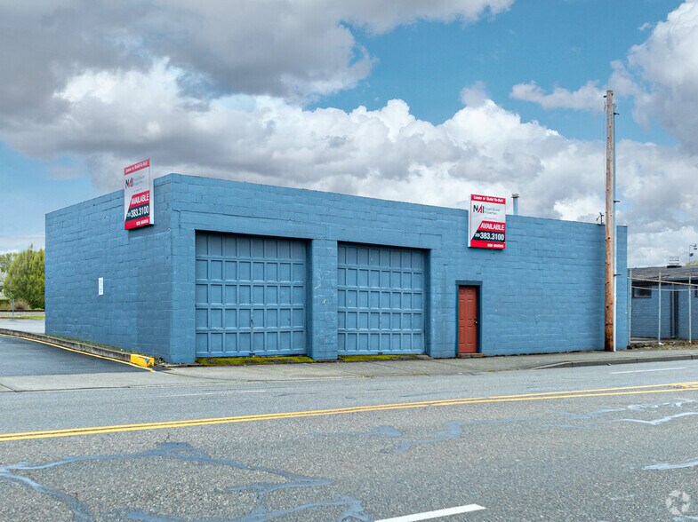 More Photos Of 629 E Pioneer Ave, Puyallup Auto Repair For Lease