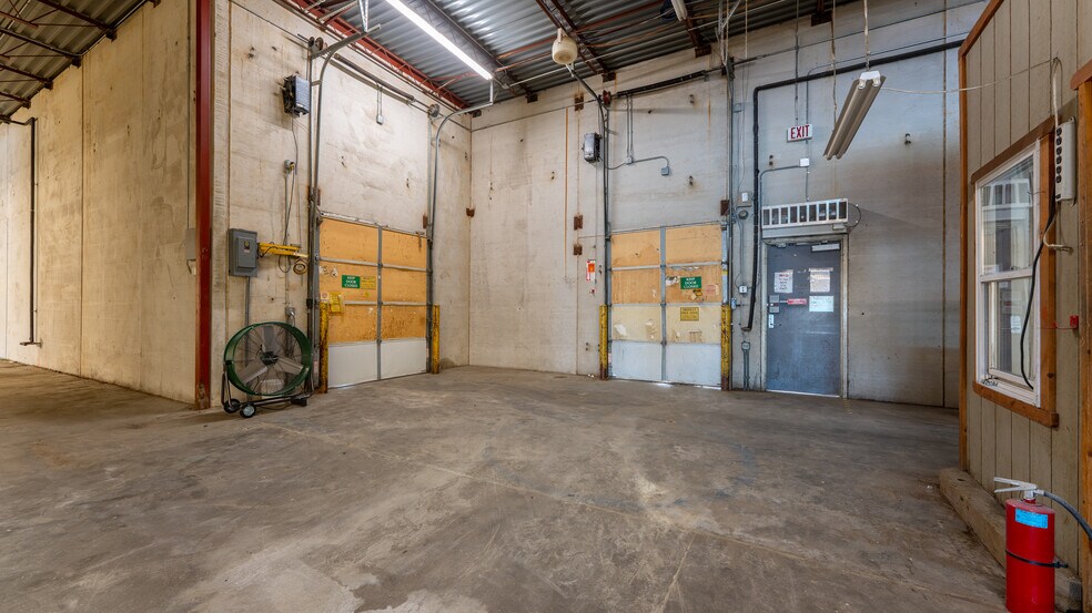 More Photos Of 8845 N State Highway 5, Camdenton Freestanding For Sale