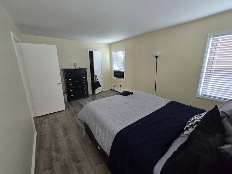 More Photos Of 288 W Clinton St, Dover Apartments For Sale