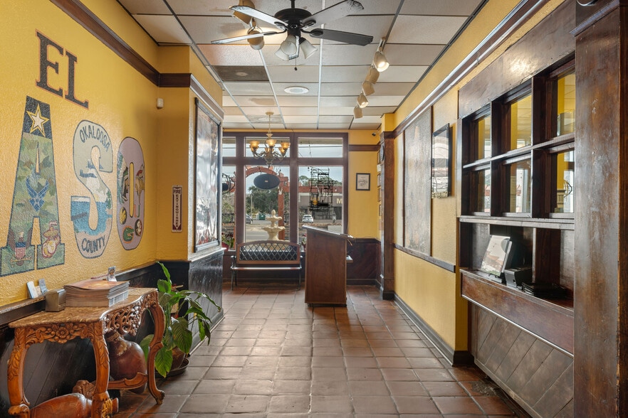 More Photos Of 480 Mary Esther Blvd NW, Fort Walton Beach Restaurant For Lease