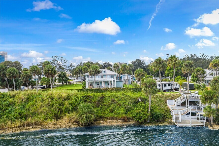 More Photos Of 1811 Riverview Dr, Melbourne Office Residential For Sale