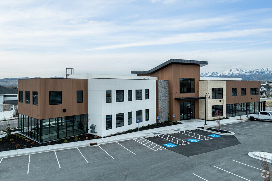 More Photos Of 3518 W Sojo Dr, South Jordan Medical For Sale