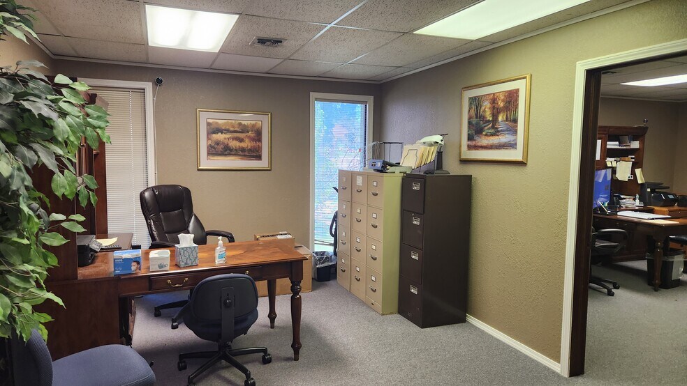 More Photos Of 5530 S 79th Pl, Tulsa Loft Creative Space For Lease