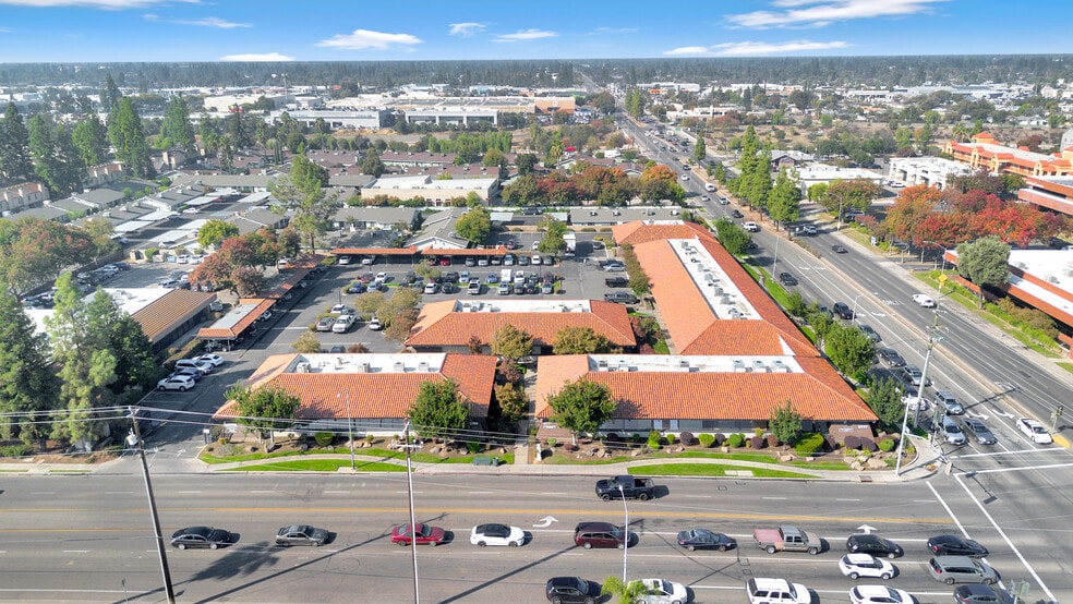 More Photos Of 5777 N Fresno St, Fresno Medical For Sale