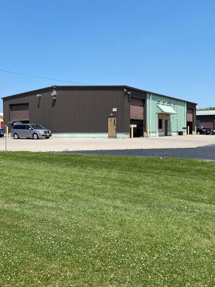 Primary Photo Of 600 Meyer Rd, Celina Flex For Lease