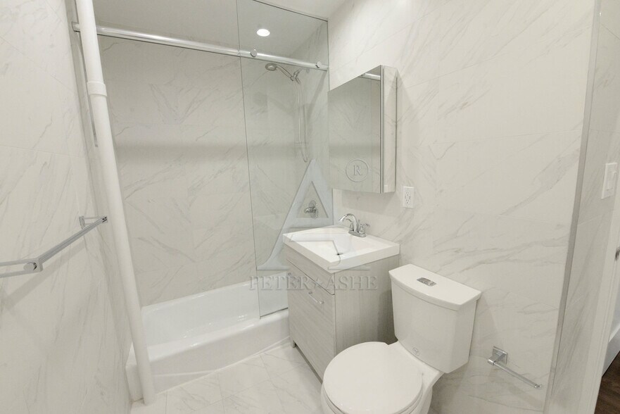 More Photos Of 53 E 64th St, New York Apartments For Sale