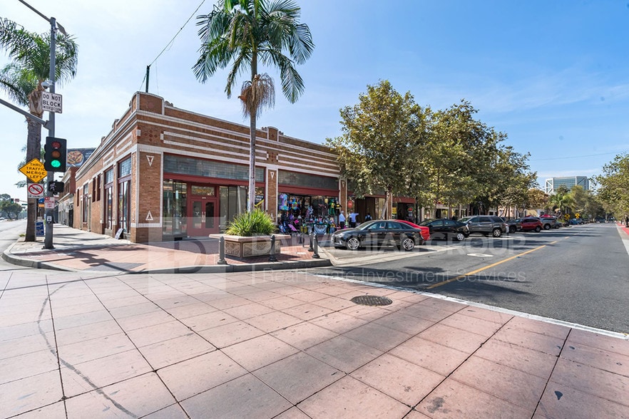 More Photos Of 302 W 4th St, Santa Ana Storefront Retail Office For Sale