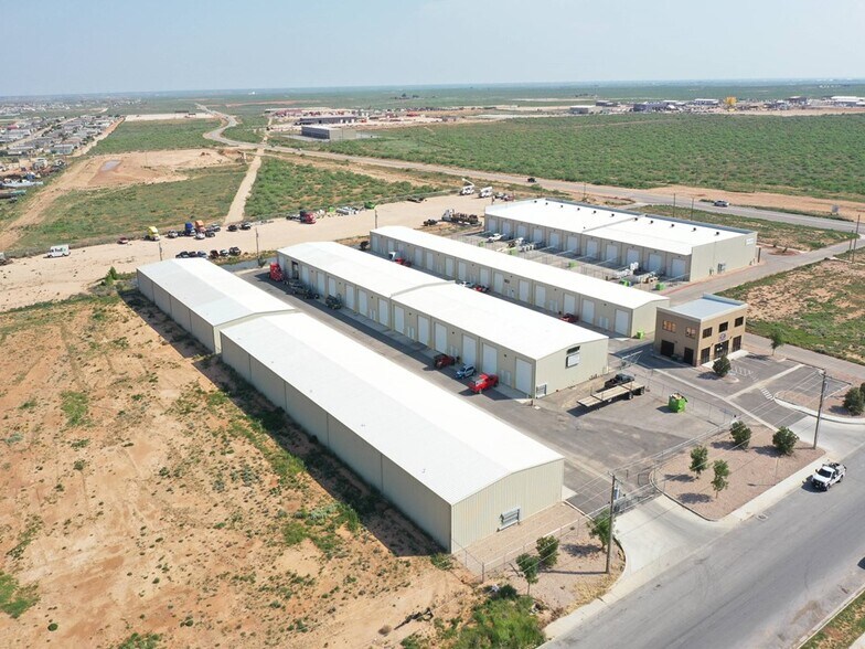 More Photos Of 5301 Cholla Rd, Midland Self Storage For Lease