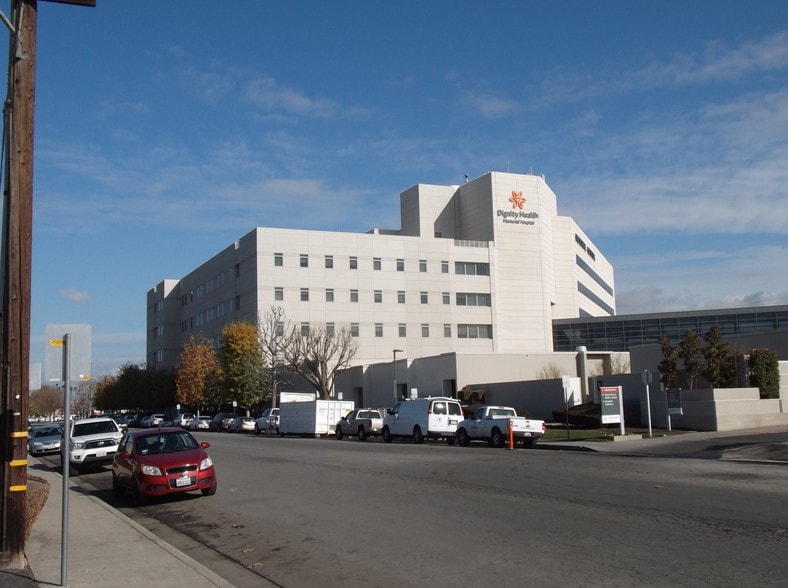 More Photos Of 3535 San Dimas St, Bakersfield Medical For Sale