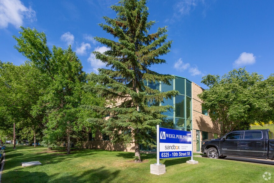 More Photos Of 6325-6335 10th St SE, Calgary Office For Lease