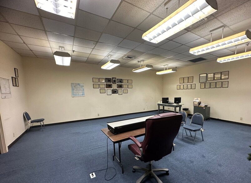 More Photos Of 25 N Main St, Moultrie Office For Sale