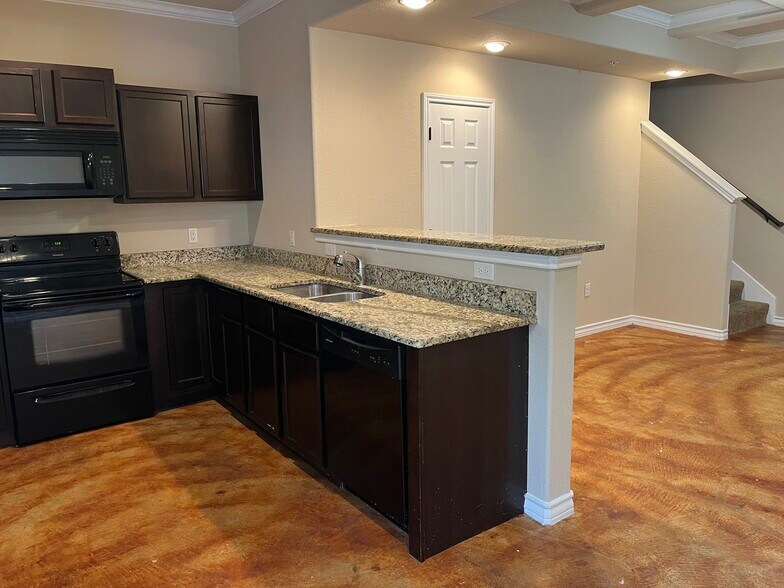 More Photos Of 6309 Attucks Ln, San Antonio Multifamily For Sale