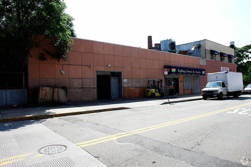 More Photos Of 153-21-153-27 Barclay Ave, Flushing Warehouse For Sale