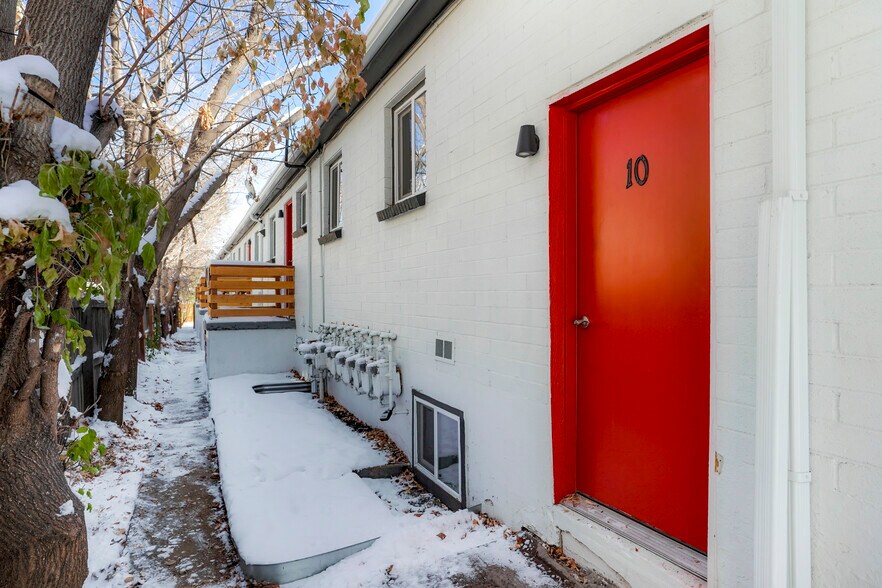 More Photos Of 982 S Sheridan Blvd, Denver Apartments For Sale