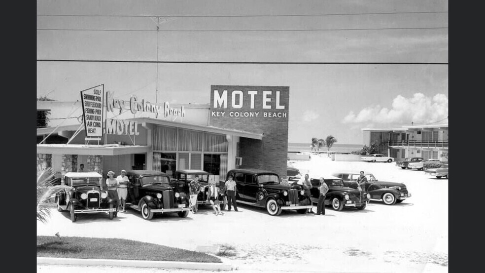 More Photos Of 441 E Ocean Dr, Key Colony Beach Hotel For Sale