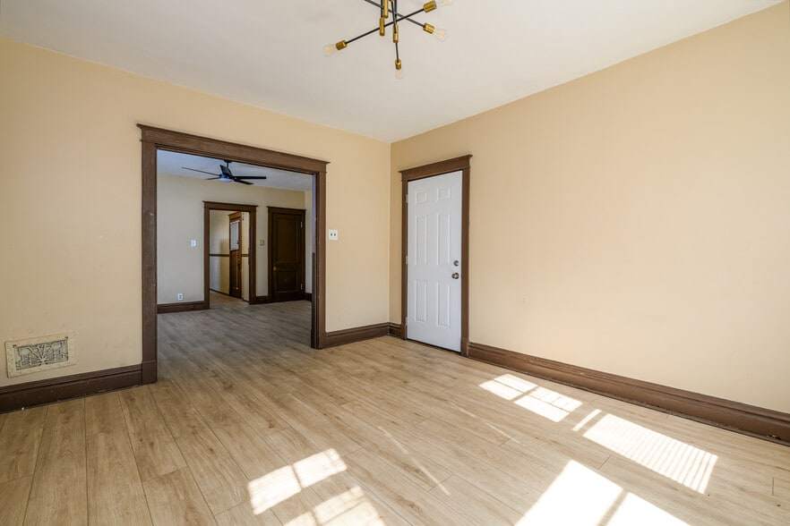 More Photos Of 5321 Michigan Ave, Saint Louis Multifamily For Sale