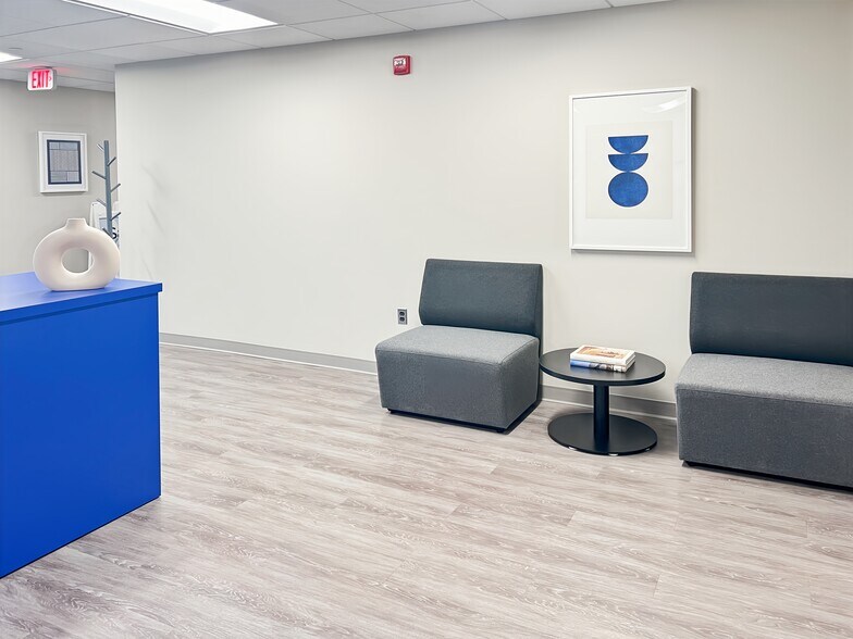 More Photos Of 5904 Richmond Hwy, Alexandria Coworking Space