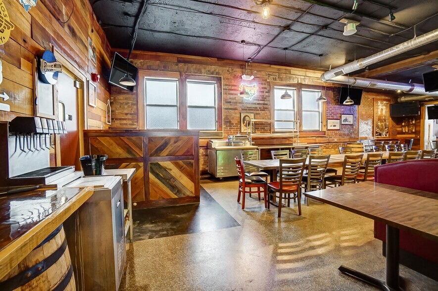 More Photos Of 126 W High St, Springfield Lodge Meeting Hall For Sale