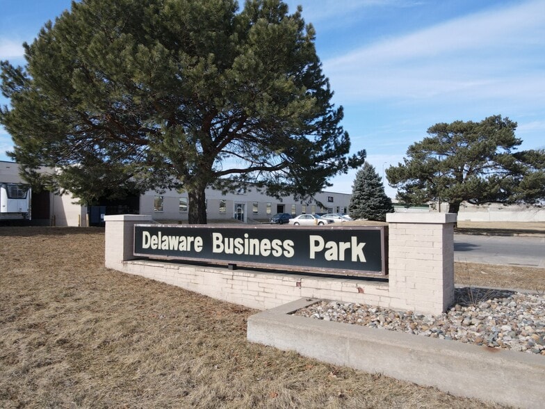 More Photos Of 2030-2250 Delaware Ave, Des Moines Manufacturing For Lease