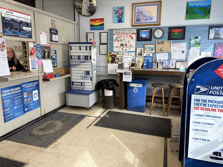 More Photos Of 79 Main St, Stratford Office For Sale