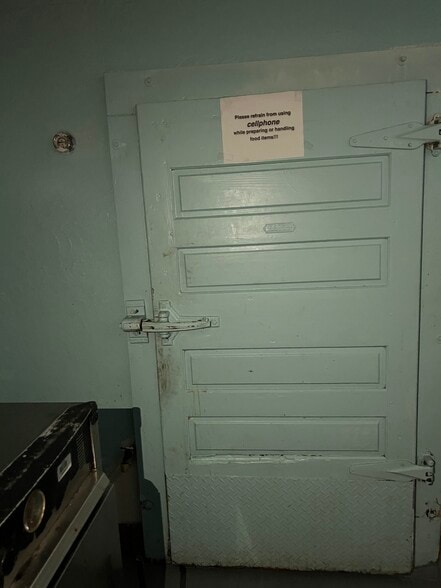 More Photos Of 2058 Edgewood Ave, Jacksonville Restaurant For Sale