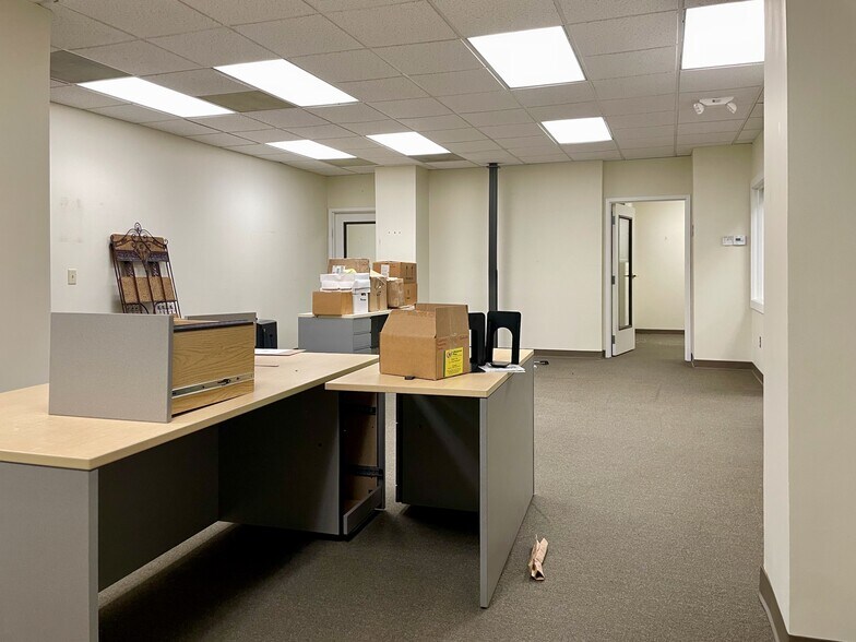 More Photos Of 90 Grove St, Ridgefield Medical For Sale