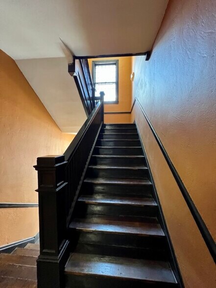 More Photos Of 1772-1776 Madison Ave, Memphis Apartments For Sale