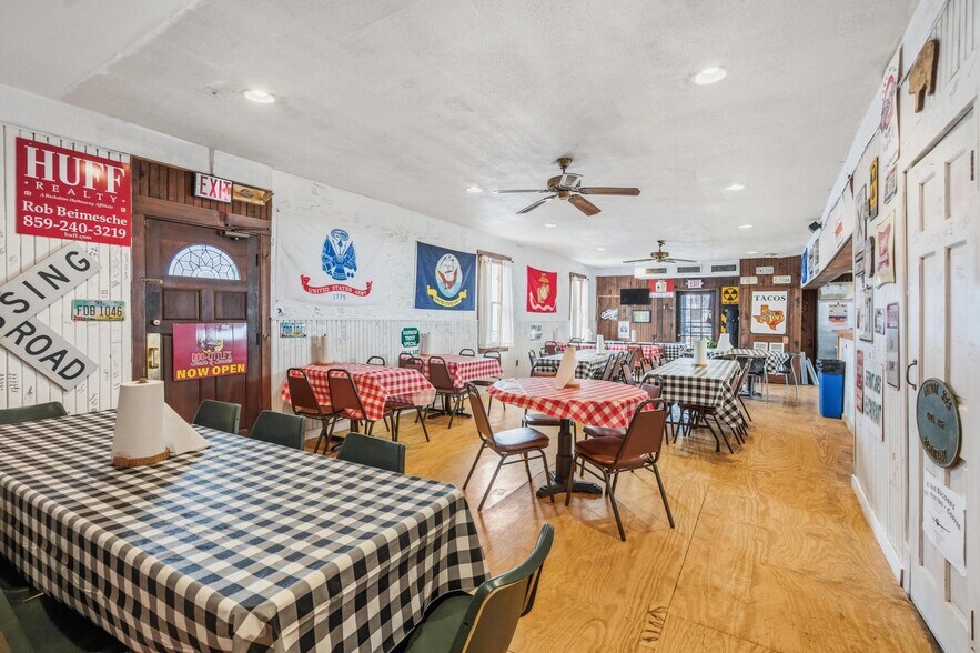 More Photos Of 115 E 9th St, Newport Restaurant For Sale