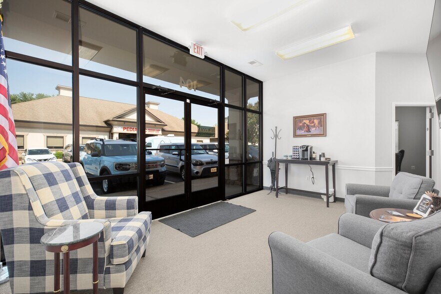 More Photos Of 4520 Plank Rd, Fredericksburg Medical For Lease