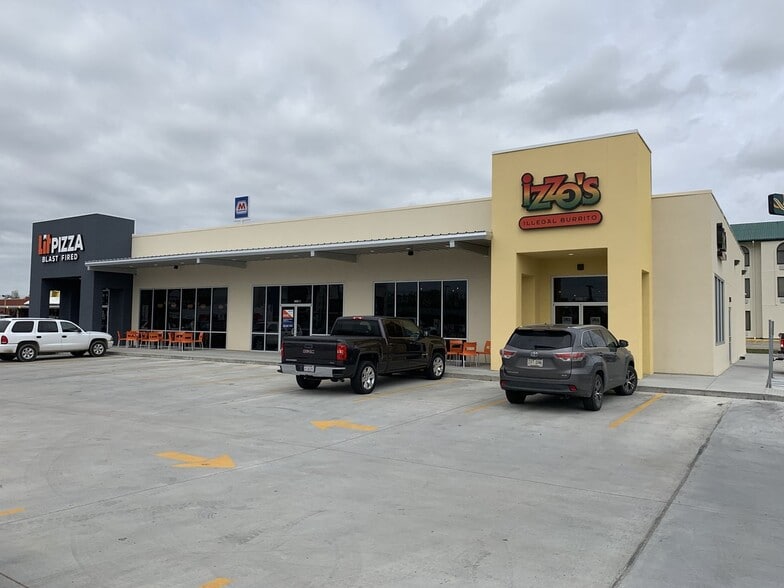 More Photos Of 2703 Outfiter's Dr, Gonzales General Retail For Lease
