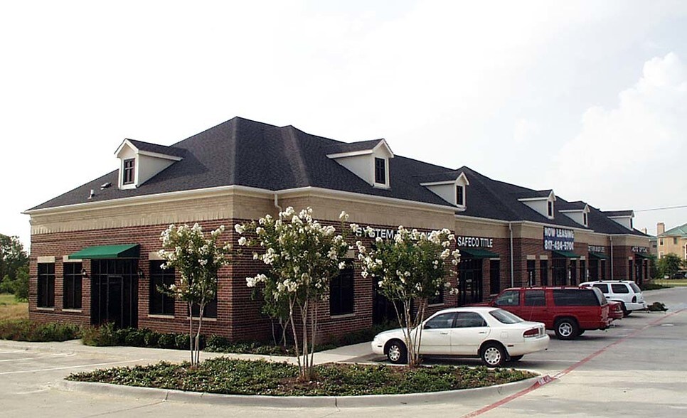 More Photos Of 3345 Western Center Blvd, Fort Worth Office For Lease