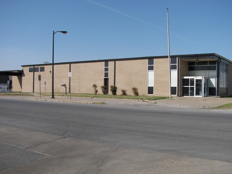 Primary Photo Of 1302 NW 47th St, Lawton Office For Lease