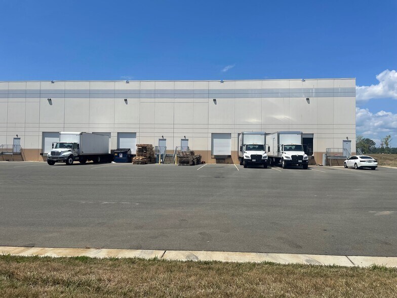 More Photos Of 4491 Whiting Rd, Marshall Warehouse For Lease