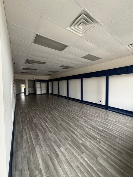 More Photos Of 1551 Plainfield Rd, Joliet Freestanding For Lease