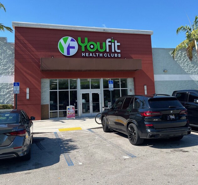 More Photos Of 7140-7346 W McNab Rd, North Lauderdale Restaurant For Lease