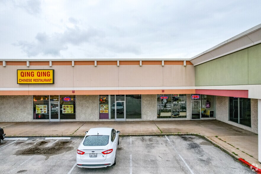 More Photos Of 151-395 W Main St, League City Unknown For Lease