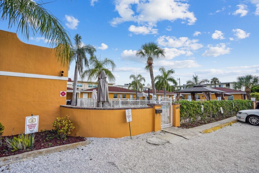 More Photos Of 600 68th Ave, Saint Pete Beach Hotel For Sale