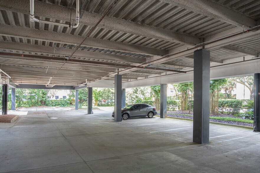 More Photos Of 429 S Keller Rd, Orlando Loft Creative Space For Lease