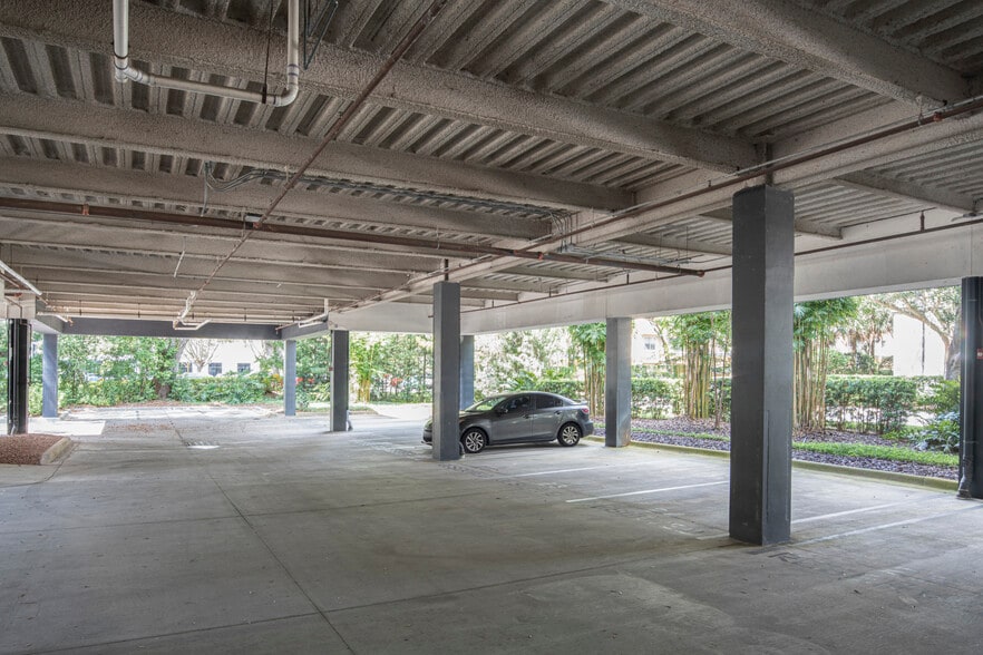 More Photos Of 429 S Keller Rd, Orlando Loft Creative Space For Lease