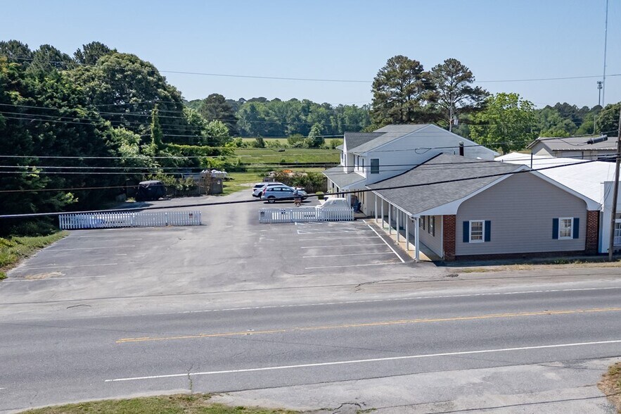 More Photos Of 726 Randolph Ave, Cape Charles Medical For Sale