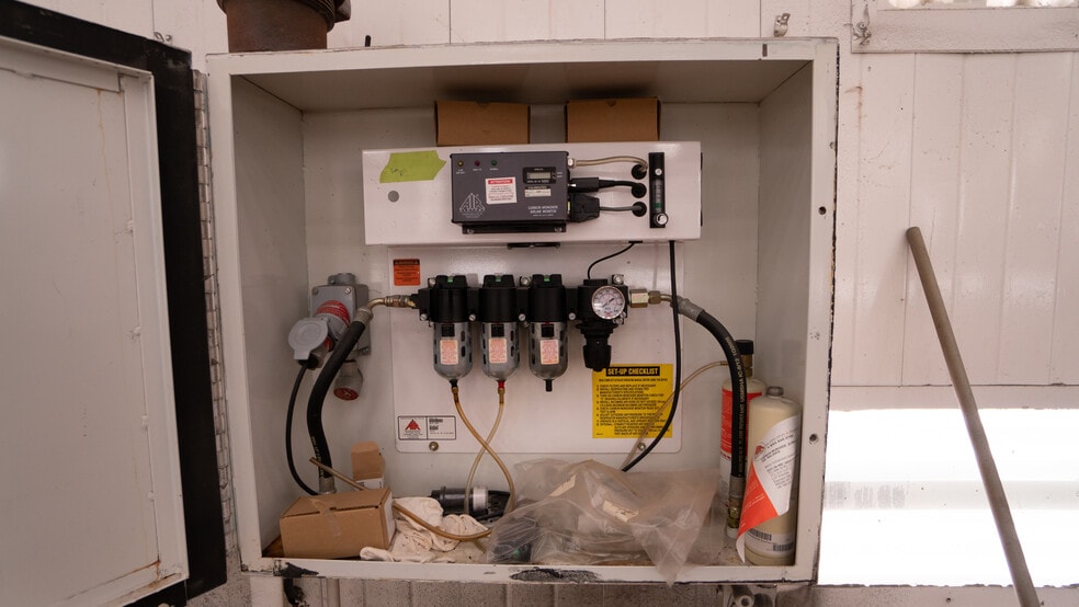 More Photos Of 6116 NW 178th St, Edmond Industrial For Lease