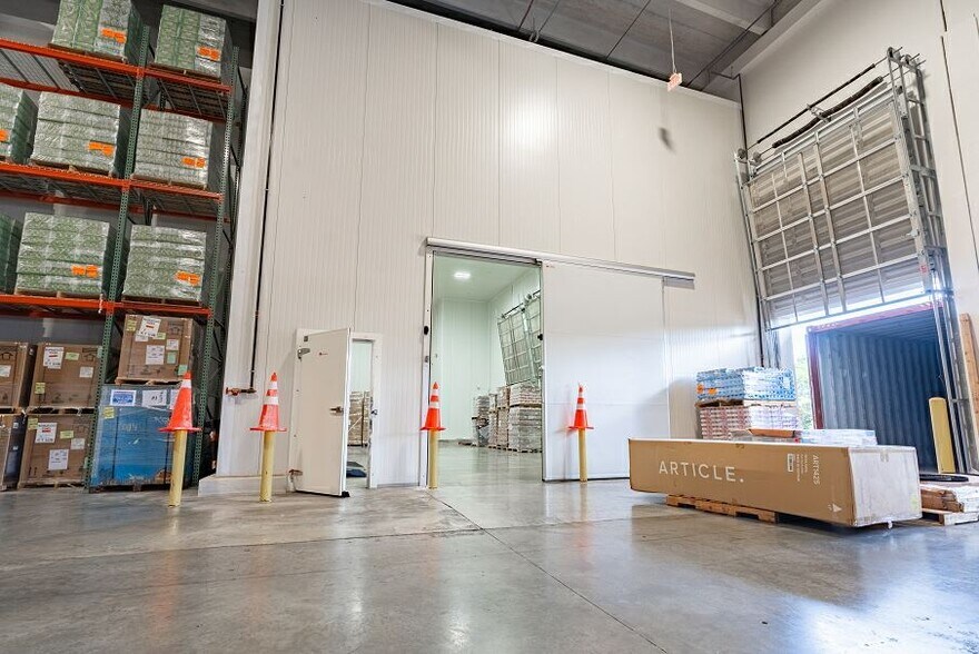 More Photos Of 11305 NW 122nd St, Miami Refrigeration Cold Storage For Lease